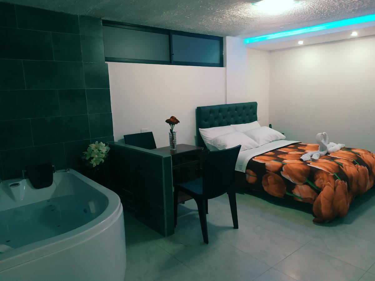 Hostal Ajavi Del Sur Quito Buitenkant foto